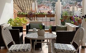 Rouchotas Apartments